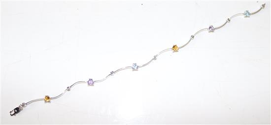 Gem set bracelet